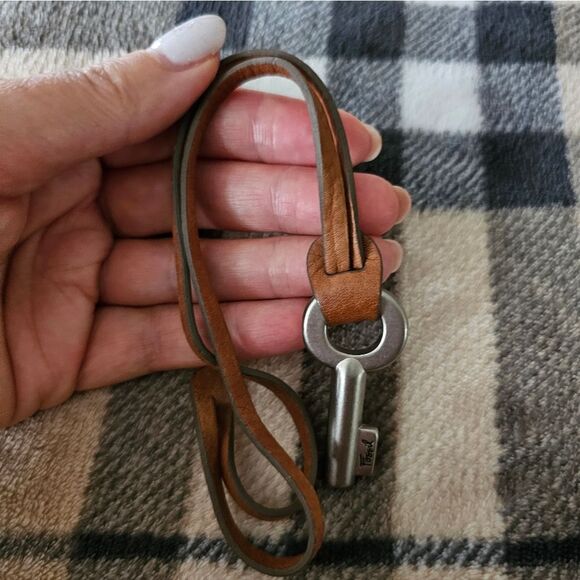 Fossil Tan Leather Necklace with Silver Key Pendant - Picture 2 of 3
